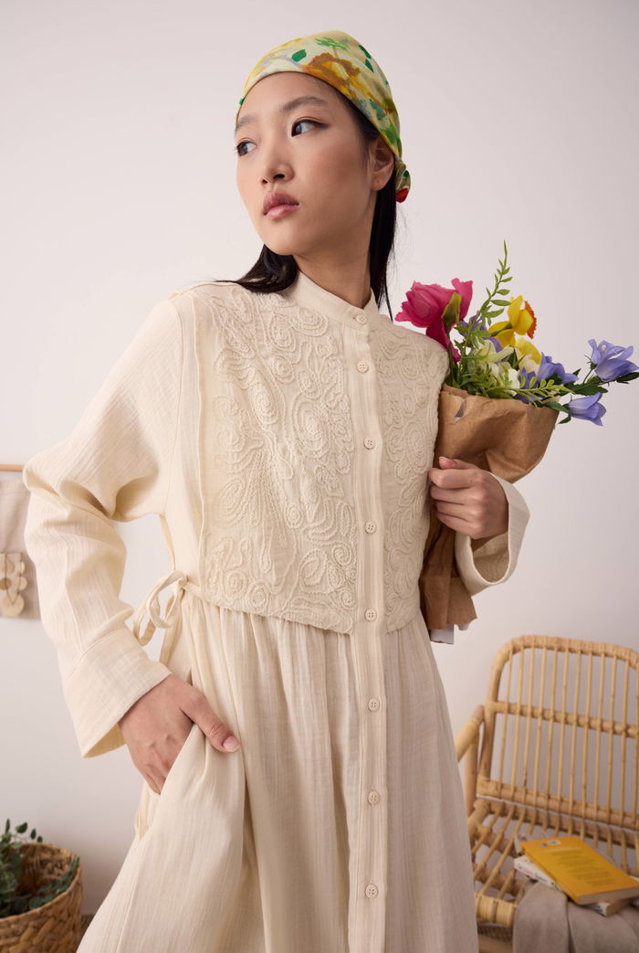 Reverse Front Muslin Dress Off White