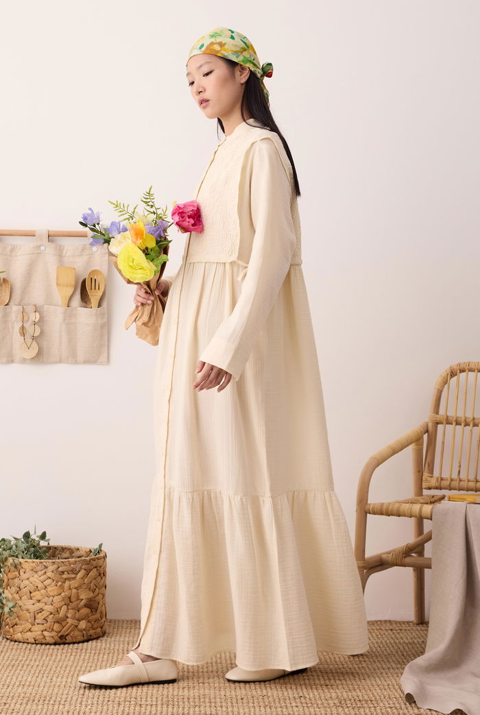 Reverse Front Muslin Dress Off White