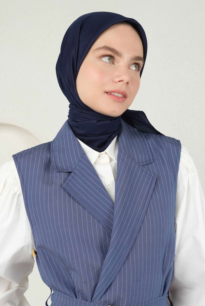 Soft Wrinkle Scarf Office Navy Blue