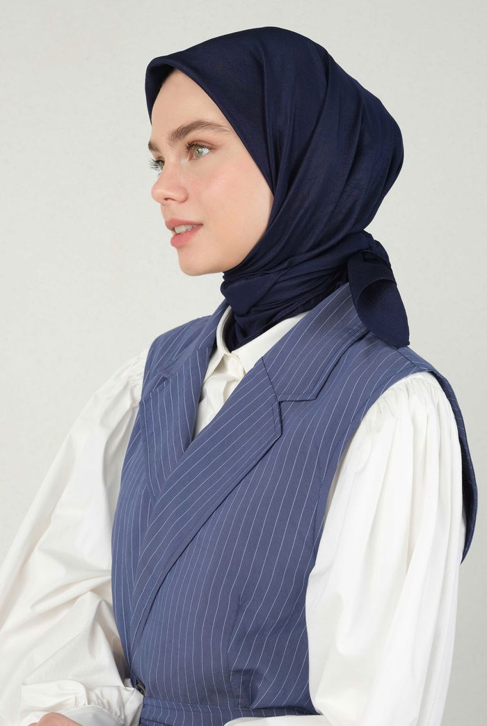 Soft Wrinkle Scarf Office Navy Blue